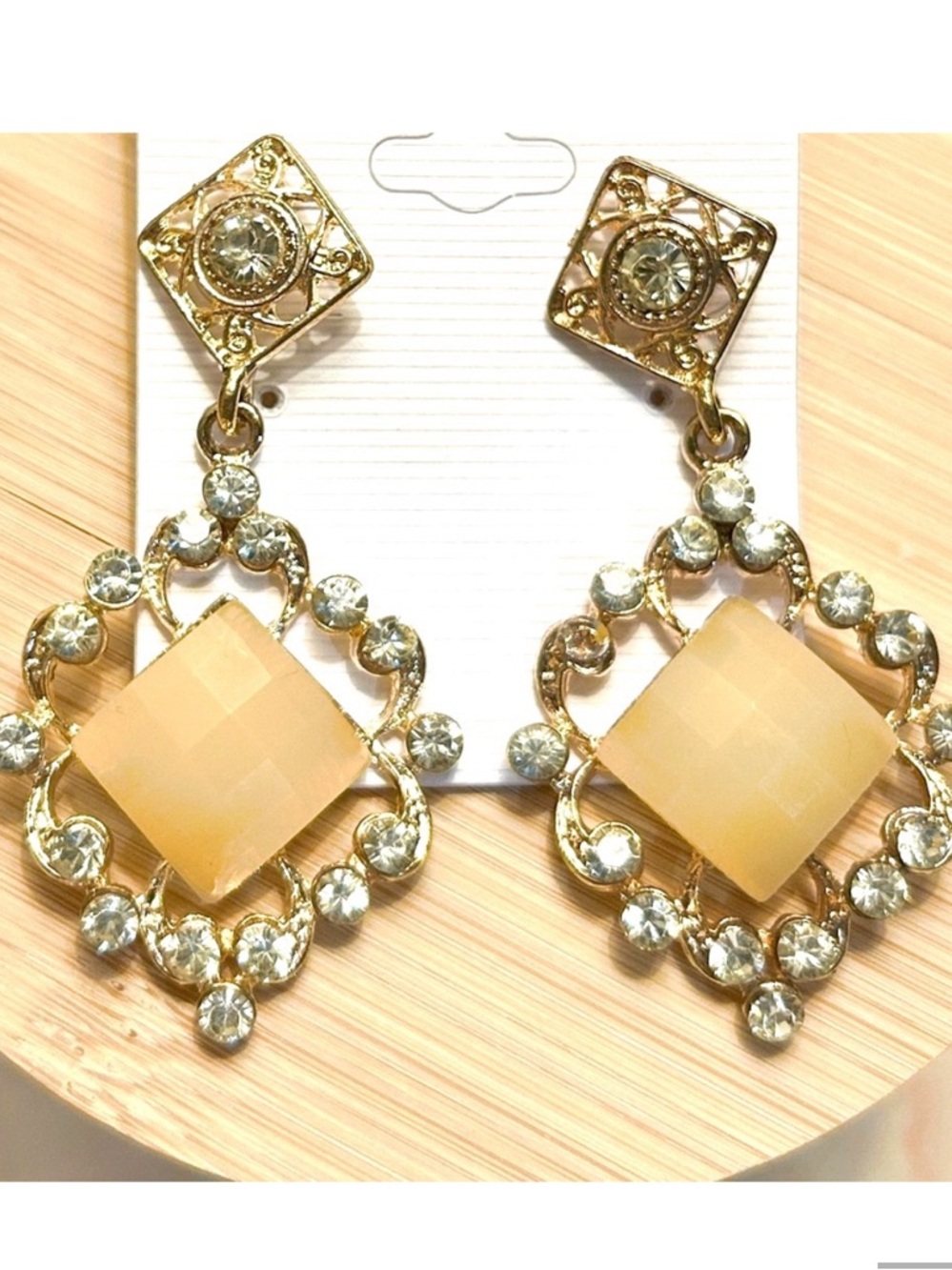 Elegant Gold and Yellow Earrings - Picture 3 of 9